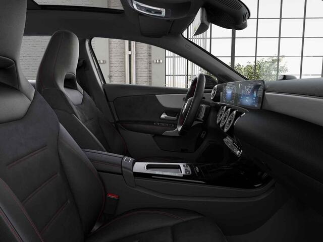 Mercedes-Benz A-KLASSE Hatchback 250 e Business Solution AMG