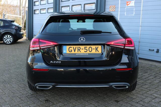 Mercedes-Benz A-KLASSE 220 Autom Xenon Navi Leder Widesreen Ecc 191PK Bj:2019