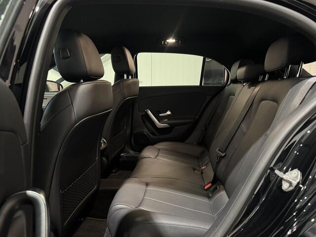 Mercedes-Benz A-KLASSE 250 e Business | navi | leder | sfeer verlichting | carplay |