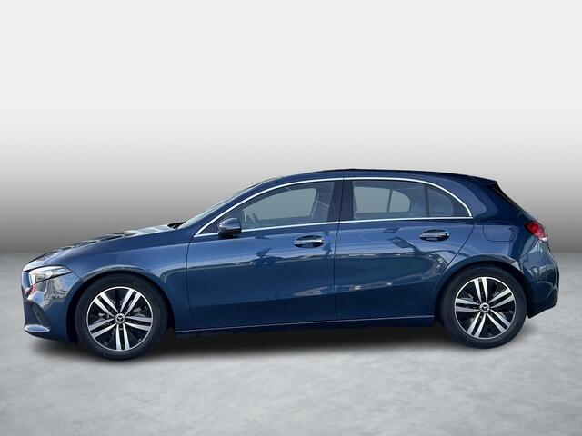 Mercedes-Benz A-KLASSE 180 Business Solution Luxury | Panoramadak | Memory | Matrix Led Koplampen