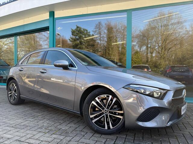 Mercedes-Benz A-KLASSE A 200 SPORT LED, Navi, CarPlay, Adaptive Cruise