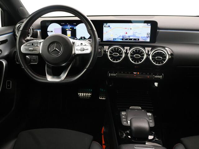 Mercedes-Benz A-KLASSE 250e AMG SPORT + PANORAMA | MEMORY | TREKHAAK | SFEERVERLICHTING | CAMERA | STOELVERWARMING