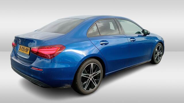 Mercedes-Benz A-KLASSE 180 Luxury Line 1e-Eig. Keurig-Onderh., BOVAG-Garantie. NL-Auto.