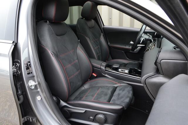 Mercedes-Benz A-KLASSE 200 Bns Sol. AMG Pano/Camera/LED/Navi