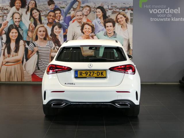 Mercedes-Benz A-KLASSE 250 e AMG Line - Occasion Lease vanaf ¤519 p/m - Camera - DAB - bluetooth - cruise