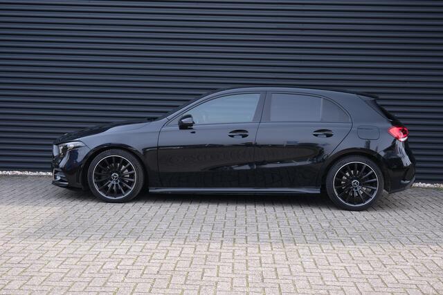 Mercedes-Benz A-KLASSE 200 Business Solution AMG / Pano dak / 18 Inch AMG Velgen /