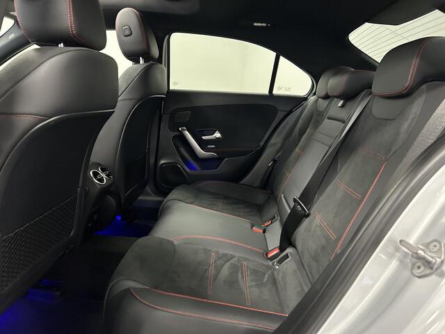 Mercedes-Benz A-KLASSE 250 e AMG Limited | Panoramadak | Camera | Burmester | Elek. stoelen |