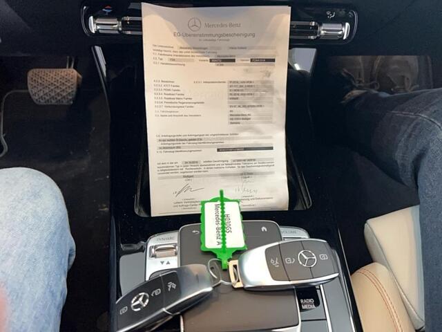 Mercedes-Benz A-KLASSE 200 Business Solution 1e Eigenaar | Volledig Onderh | NL-Auto | Camera | Stoelverwarming | Navi | Carplay | Alarm klasse 3 | ACC | PDC