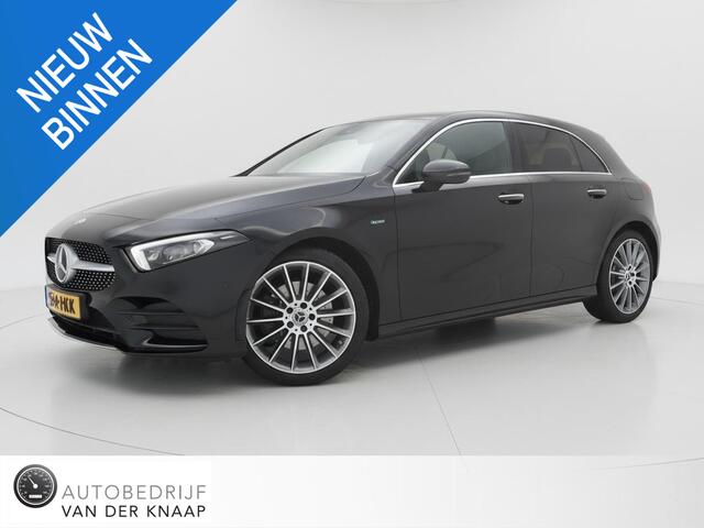 Mercedes-Benz A-KLASSE 250 e AMG-Line | Clima | Cruise | Multimedia/Navi | Pano | Leder | Stoelverwarming | Memory Seats | PDC + 360 Camera |