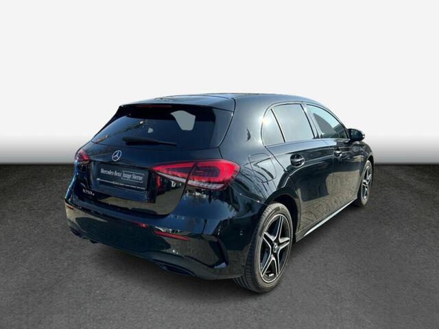 Mercedes-Benz A-KLASSE 250 e Business Solution AMG Limited Camera Trekhaak Wegklapbaar Navi Led Apple Carplay MBUX