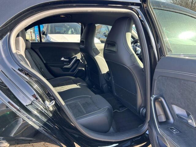 Mercedes-Benz A-KLASSE 250 e Business Solution AMG Limited Camera Trekhaak Wegklapbaar Navi Led Apple Carplay MBUX