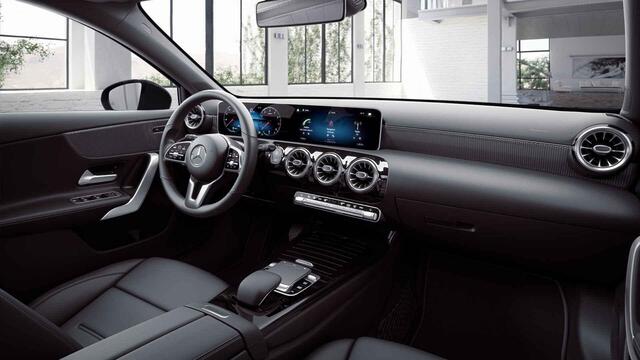 Mercedes-Benz A-KLASSE 200 Launch Edition Premium | AMG | Night | Panoramadak | Widescreen | Thermotronic |