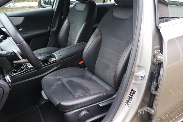 Mercedes-Benz A-KLASSE 250 Premium Plus