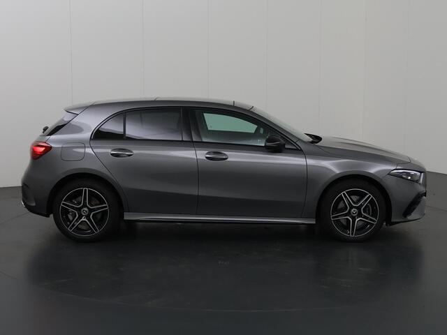 Mercedes-Benz A-KLASSE 250 e Star Edition AMG Line | Panoramadak | Multibeam LED | Achteruitrijcamera | Stoelverwarming | Sfeerverlichting |