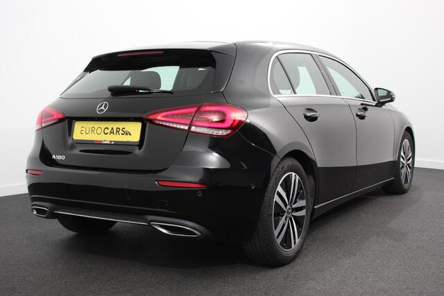 Mercedes-Benz A-KLASSE 180 136pk Automaat Progressive Navigatie Parkeersensoren Camera Cruise Control Stoelverwarming Ledverlichting Climate Control