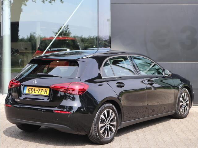 Mercedes-Benz A-KLASSE 180 Star Edition Navigatie | Camera | LED | Automaat