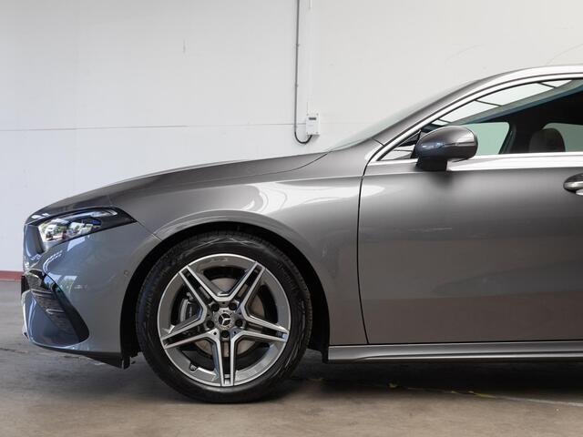 Mercedes-Benz A-KLASSE Limousine 180 Business Solution AMG Panorama dak