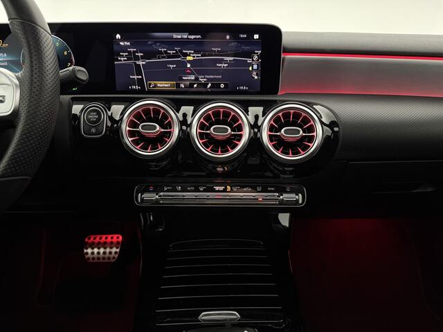 Mercedes-Benz A-KLASSE 180 AMG | Pano | Burmester | Sfeer | Virtual | Camera | Memory | Keyless