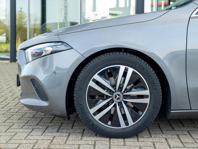 Mercedes-Benz A-KLASSE Hatchback 180 Business Solution Luxury Trekhaak