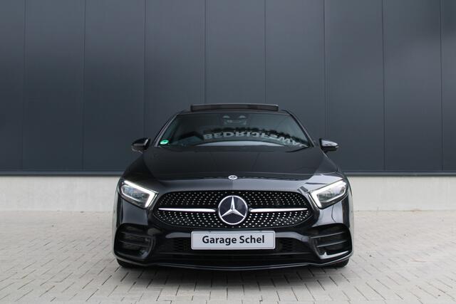 Mercedes-Benz A-KLASSE 220 AMG Line - Multibeam - Memory - Pano - Night Pakket - Keyless - Stoelverwarming - Camera - Rijklaar