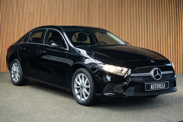 Mercedes-Benz A-KLASSE 250 e Business Line Apple Carplay - Stoelverwarming - Dab - Cruise Control - Trekhaak