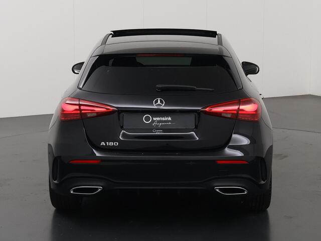 Mercedes-Benz A-KLASSE 180 Business Solution AMG 180 Business Solution AMG | Panoramaschuifdak| Premium plus | Nightpakket | Head-up display | 360° camera | 19"Multispaaks AMG velgen |