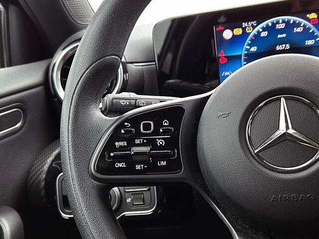 Mercedes-Benz A-KLASSE 250 e Plug-In Hybrid CAMERA | CARPLAY & NAVI | LEER