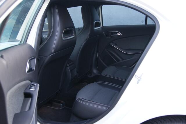 Mercedes-Benz A-KLASSE 160 Ambition NL Auto/Navi/LED/PDC