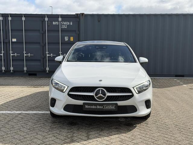 Mercedes-Benz A-KLASSE 250 e Business Line | Rijdt tot 70km volledig elektrisch | Panoramadak | Rijassistentiepakket Plus | Stoelverwarming | Distronic | Achteruitrijcamera |