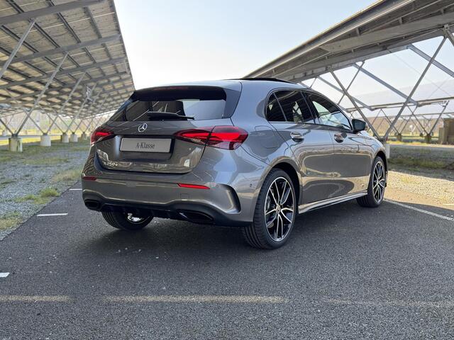 Mercedes-Benz A-KLASSE 250e Business Solution AMG | Night | AMG-line plus | Panoramadak | Head-up display | Memory stoelen | 360 camera | Sfeerverlichting | Multibeam LED |