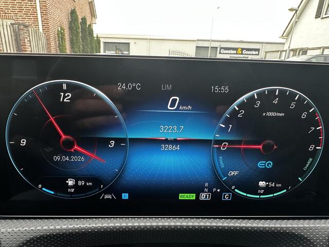 Mercedes-Benz A-KLASSE 250 e Luxury Line Pano|Sfeer|Matrix|Nightpakket