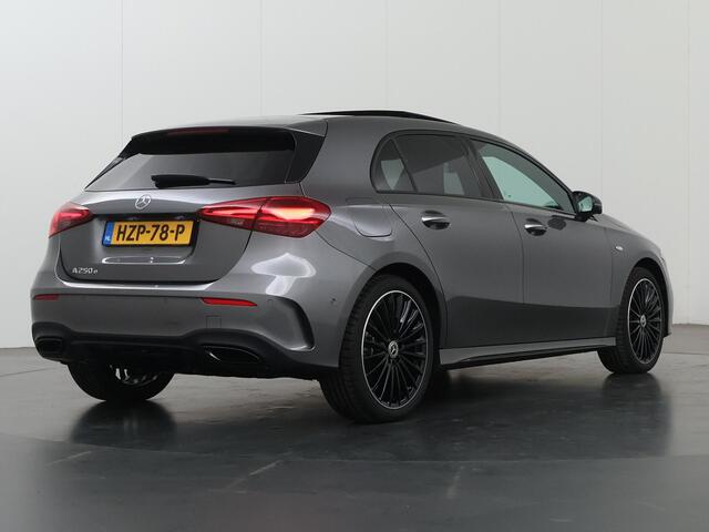 Mercedes-Benz A-KLASSE 250e Business Solution AMG | Panoramaschuifdak | AMG Line Plus | Night | Winterpakket | Trekhaak