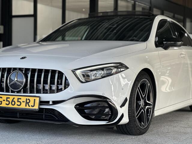 Mercedes-Benz A-KLASSE 180 Business Solution AMG | AMG-styling | Panorama-dak | Achteruitrijcamera | Carplay | Cruise Control | Stoelverwarming | LED koplampen |