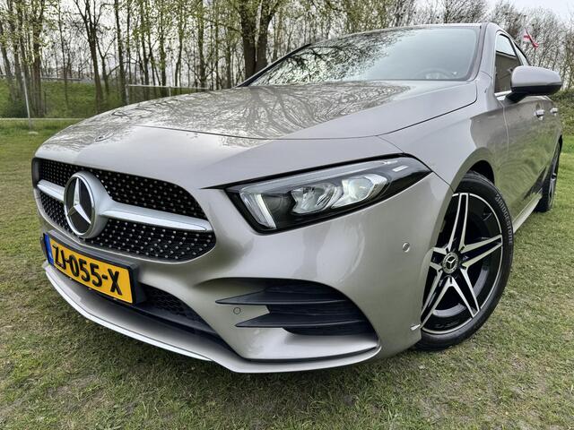 Mercedes-Benz A-KLASSE 180 Bus. Solution AMG | ORG. NL | DEALER OND. | STOELVERWARMING | SFEERVERLICHTING | SPORTIEF |