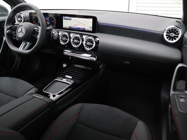 Mercedes-Benz A-KLASSE 250 e Business Solution AMG