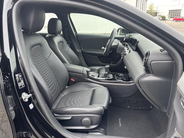 Mercedes-Benz A-KLASSE 180 Premium Navi Cruise Sportstoelen/Verwarming