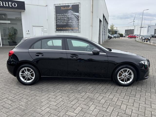 Mercedes-Benz A-KLASSE 180 Premium Navi Cruise Sportstoelen/Verwarming