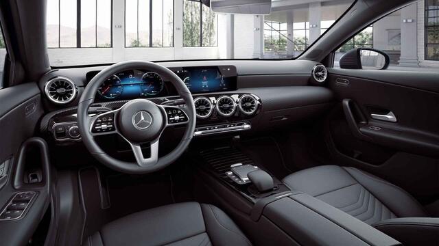 Mercedes-Benz A-KLASSE 250 e | Panoramadak | Sfeerverlichting | Stoelverwarming | Multibeam |