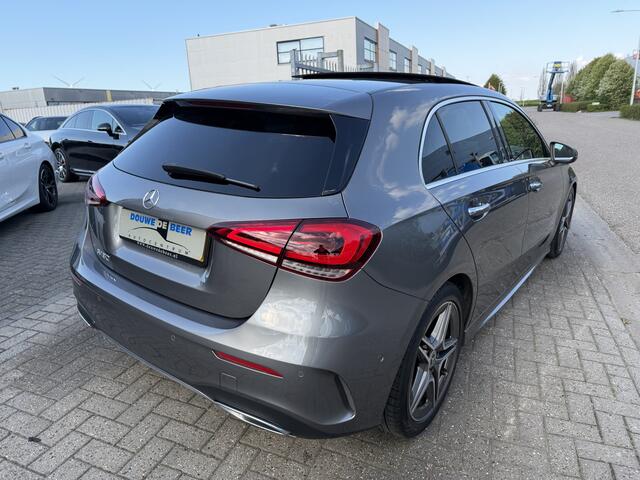 Mercedes-Benz A-KLASSE 180 AMG Pano-Dak | Trekhaak | Memory | Carplay | Camera |