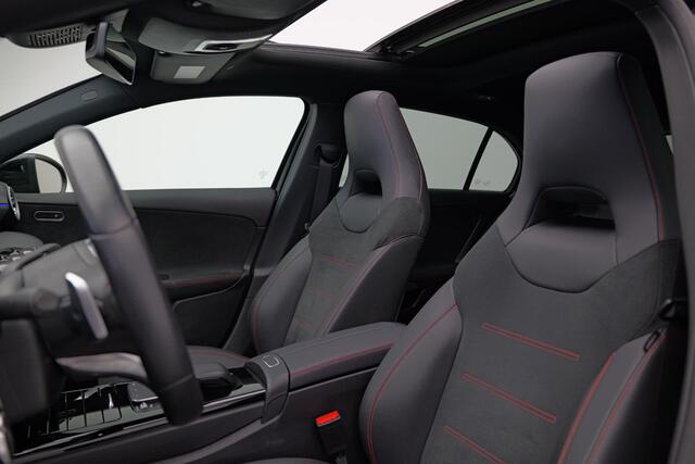 Mercedes-Benz A-KLASSE A250e AMG Line |Pano|Ambient|Camera|