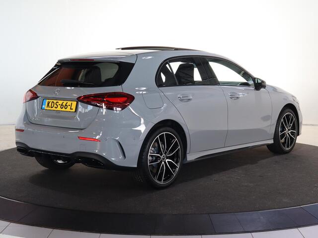 Mercedes-Benz A-KLASSE 250e Business Solution AMG | Panoramaschuifdak | AMG Plus Line | Head up | Nightpakket | 19 inch AMG-velgen |