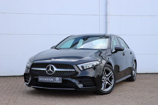 Mercedes-Benz A-KLASSE 180 Business Solution AMG 136pk | Stoel Verwarming | Camera | Navi