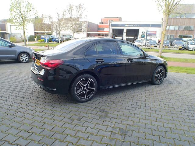 Mercedes-Benz A-KLASSE 250 e