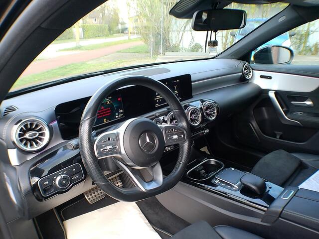 Mercedes-Benz A-KLASSE 250 e