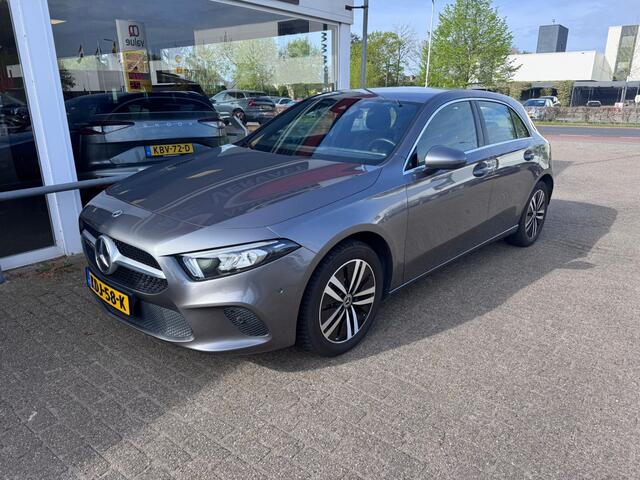 Mercedes-Benz A-KLASSE 250 e Business Solution Luxury Limited