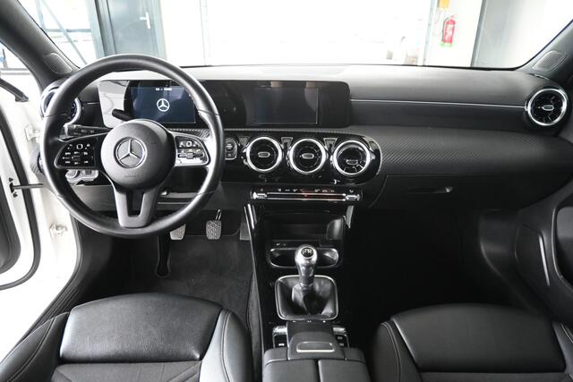 Mercedes-Benz A-KLASSE 160 AMG Clima High-performance LED-koplampen Navigatie Cruise Control Rijklaarprijs! Inruil Mogelijk!