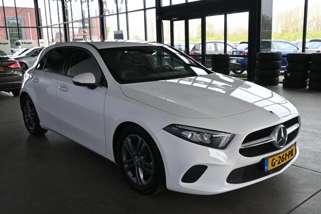 Mercedes-Benz A-KLASSE 160 AMG Clima High-performance LED-koplampen Navigatie Cruise Control Rijklaarprijs! Inruil Mogelijk!