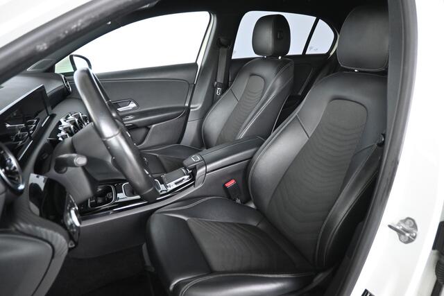 Mercedes-Benz A-KLASSE 160 AMG Clima High-performance LED-koplampen Navigatie Cruise Control Rijklaarprijs! Inruil Mogelijk!