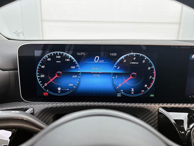 Mercedes-Benz A-KLASSE 160 Business Solution Ledkoplampen | Parkeerpakket met achteruitrijcamera | Stoelverwarming. Inclusief 24 maanden MB Certified garantie voor Europa.