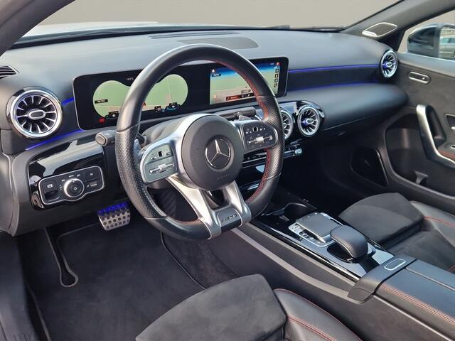 Mercedes-Benz A-KLASSE 250 e AMG Burmester - Sfeerverlichting - Carplay